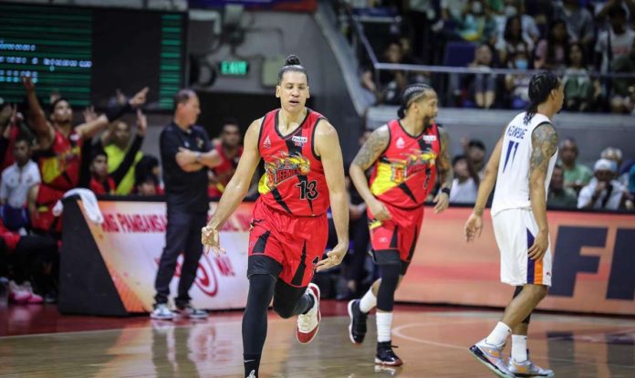 Marcio Lassiter delivers the game-winning three-pointer in San Miguel Beermen’s Game 2 win over Meralco Bolts. PBA PHOTO