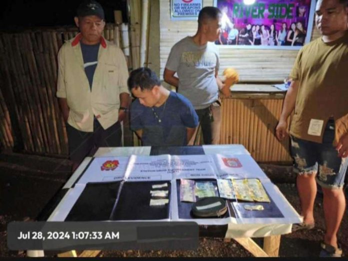 A former call center agent was caught in possession of 15 grams of suspected shabu on Saturday night, July 27, in Tapaz, Capiz. PHOTO COURTESY OF 106.5 XFM ROXAS CITY, CAPIZ