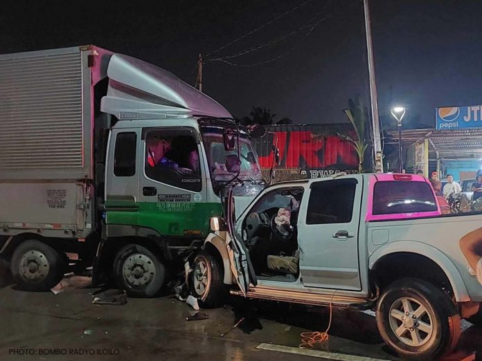 This head-on collision in Barangay Pandac, Pavia, Iloilo left the pickup with significant damage to the front. The much bigger and sturdier wing van also incurred some damage but not as much. PHOTO FROM DT\YFM BOMBO RADYO ILOILO