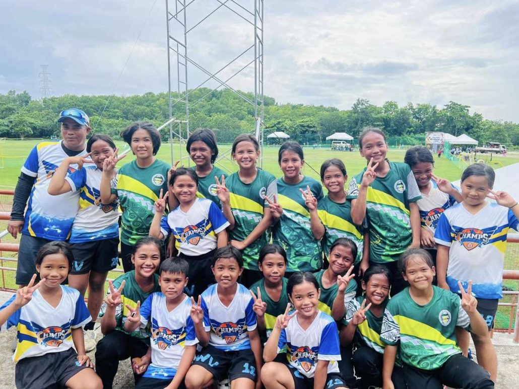 Negros elementary softball squad snags Palaro gold