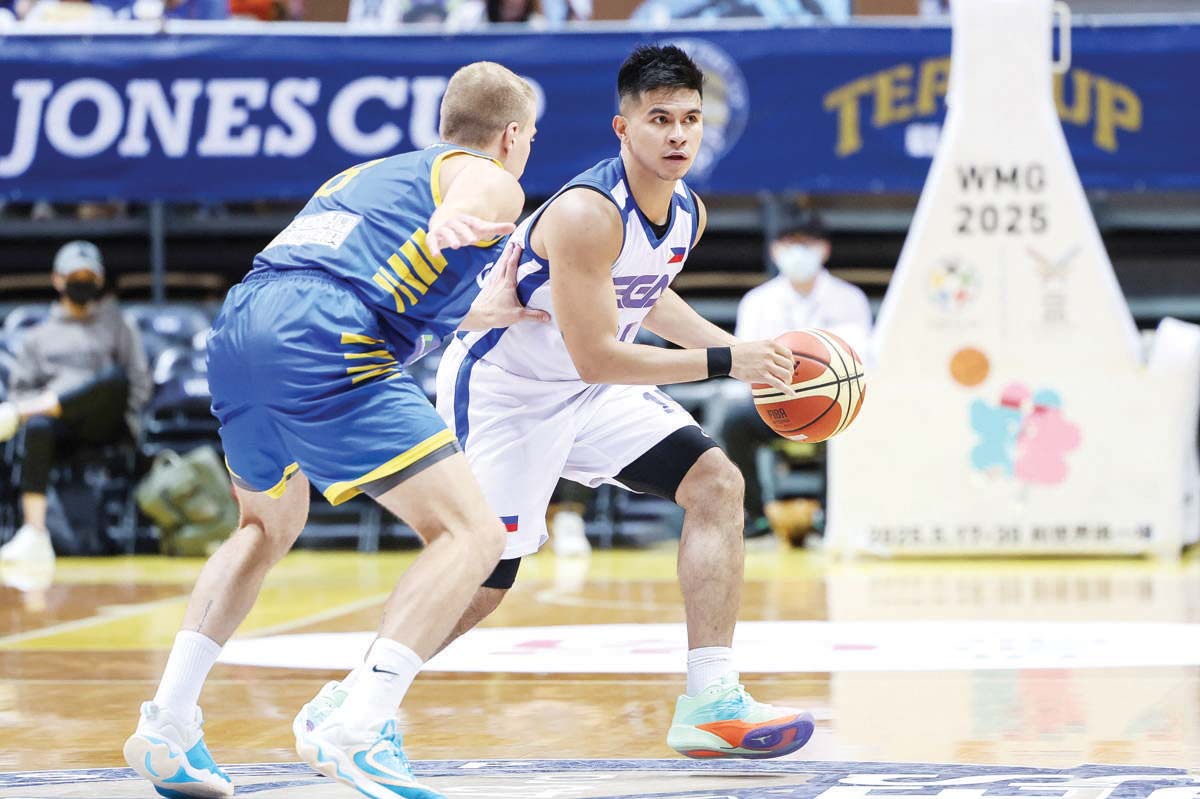 Ravena shines in 4th as PH edges Ukraine in Jones Cup