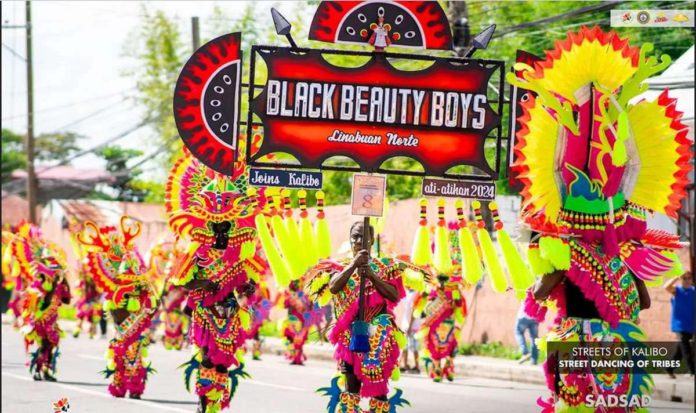 Black Beauty Boys from Linabuan Norte, Kalibo, Aklan was declared champion of the Tribal Big category of the Kalibo Señor Santo Niño Ati-Atihan Festival. KAFEB PHOTO