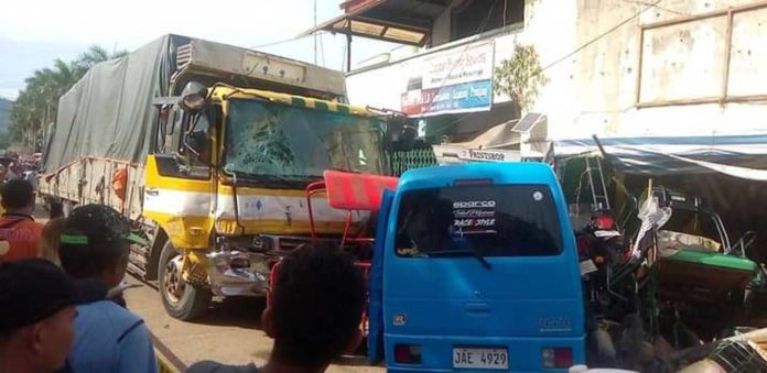 A street sweeper died and 15 other individuals were injured after a wayward 10-wheeler truck plowed into around 27 vehicles in Barangay Poblacion Norte, Ivisan, Capiz on Tuesday morning, August 13. BOMBO RADYO ROXAS/FACEBOOK PHOTO