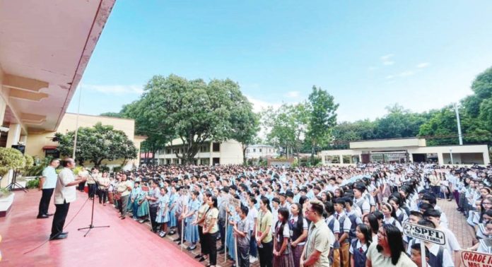 The Department of Health says the reopening of schools increases the risk of person-to-person transmission of COVID-19. It advises students with respiratory symptoms to stay away from school to prevent further transmission. Photo shows the students of Oton National High School during the opening of classes on July 29. OTON NATIONAL HIGH SCHOOL/FACEBOOK PHOTO