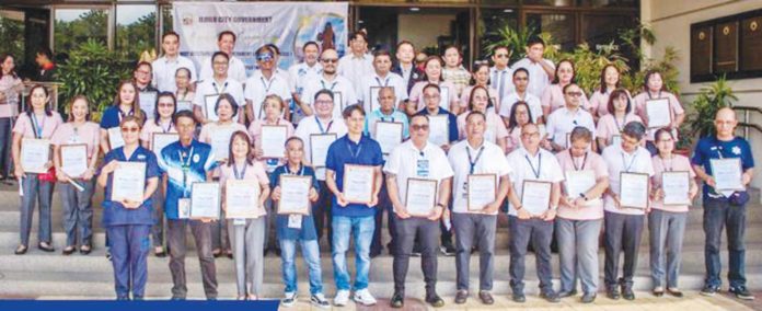 Thirty-eight employees and three departments – Office of the City Treasurer, Local Economic Enterprise Office and Office of the City Budget Officer – of the Iloilo City Government were recognized for their remarkable dedication and commitment to public service on August 19. ILOILO CITY GOVERNMENT PHOTO