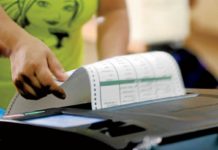 The early voting hours in the upcoming May 2025 elections are expected to benefit the vulnerable sector since they would be casting their votes hours ahead of the general population, according to the Commission on Elections. INQUIRER file photo / ARNOLD ALMACEN