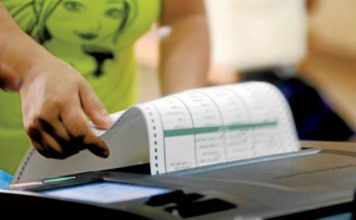 The early voting hours in the upcoming May 2025 elections are expected to benefit the vulnerable sector since they would be casting their votes hours ahead of the general population, according to the Commission on Elections. INQUIRER file photo / ARNOLD ALMACEN