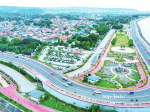 Mindanao has 16 new accommodations and 3,138 room keys in the pipeline. Photo shows the aerial view of Davao City coastal road. ENGR. BERTO/FACEBOOK PHOTO