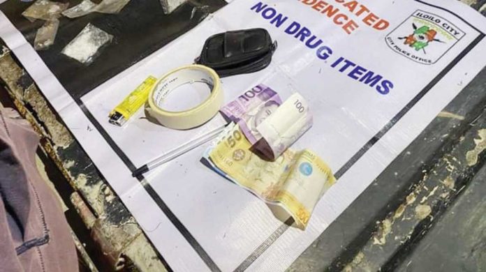 Two drug suspects were found in possession of around P102,000 worth of suspected shabu in a drug sting in Barangay Lanit, Jaro, Iloilo City on Monday night, Sept. 23, 2024. PHOTO COURTESY OF K5 NEWS FM ILOILO