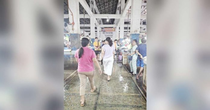 Kalibo public market vendors want assurance from the municipal government that they will occupy the new stalls and rented spaces once the new public market is constructed and ready for occupancy.