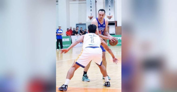 Gregory Slaughter leads Manila SV Batang Sampaloc SGA Stars to a win over Bacolod City of Smiles. MPBL PHOTO