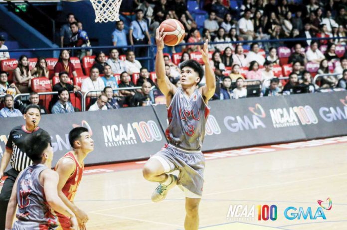 Lyceum of the Philippines Pirates’ John Barba stretches for a layup. PHOTO COURTESY OF NCAA/GMA SPORTS