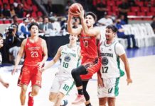 NorthPort Batang Pier’s Arvin Tolentino eludes his Terrafirma Dyip defenders for a layup. PBA PHOTO