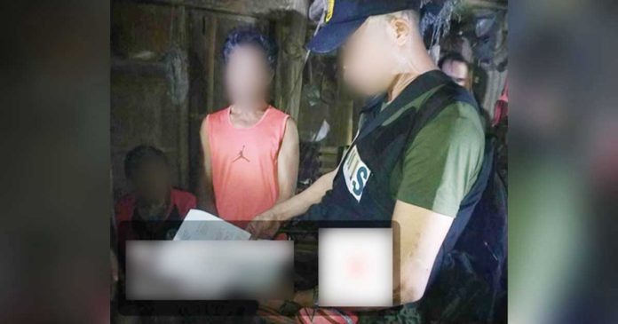 Operatives of the Madalag Municipal Police Station and Police Regional Office 6’s (PRO-6) Regional Intelligence Unit 6 arrested alias “Renato”, the No. 1 most wanted person of Aklan province, on Sept. 18, 2024. PRO-6 PHOTO