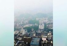 An aerial view of New Delhi’s built-up houses are barely visible as they are engulfed in smog. GETTY IMAGES