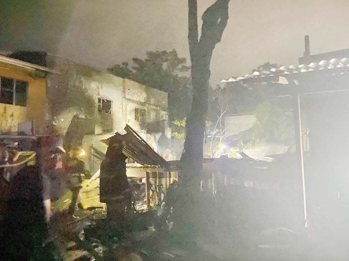 A fire that broke out in Purok Masinadyahon, Barangay Pahanocoy, Bacolod City on Wednesday night, November 27, razed four houses, with damage pegged at around P229,700. BFP-BACOLOD PHOTO