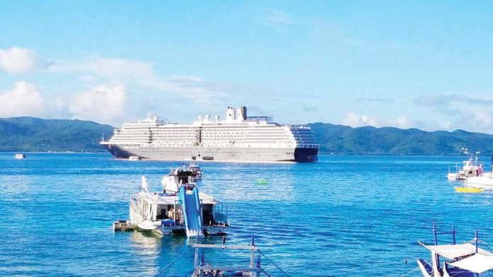 MS Noordam of Holland America Line made its maiden call to Boracay Island on Nov. 6, 2024. FLOVEN LAURENCIO/FACEBOOK PHOTO