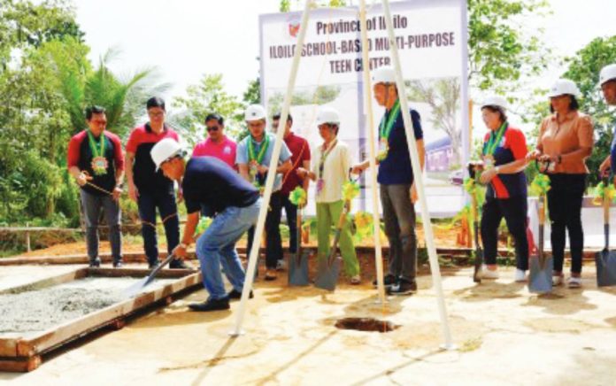 The provincial government breaks ground for the teen center project in Cabalic National High School in Balasan, Iloilo. A total of 20 standalone centers will be established in the province this year. BALITA HALIN SA KAPITOLYO PHOTO