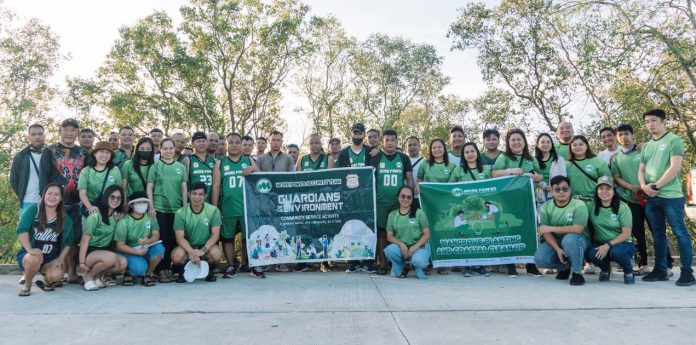 MORE Electric and Power Corporation employee volunteers led the mangrove planting and coastal clean-up in Barangay Hinactacan, La Paz, Iloilo City on Nov. 5, 2024.