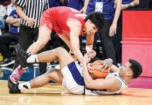 Adamson University Falcons’ Joshua Yerro and University of the East Red Warriors’ Wello Lingolingo battle for the loose ball. UAAP PHOTO