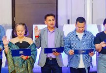 Mr. Jasper Vicencio (middle) took an oath as a representative of DigiPlus, TGXI, and GameMaster, as new advertisers for PANA.