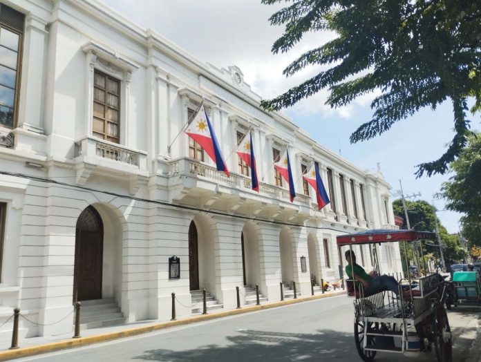 The Bureau of the Treasury says the country’s total external debt went up by 3.5 percent to P5.13 trillion, driven by net foreign loan availments totaling P20.47 billion, as well as foreign exchange movements. PN PHOTO