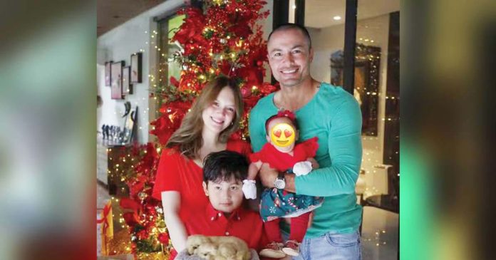 Ellen Adarna and Derek Ramsay with their kids. @MARIA.ELENA.ADARNA/INSTAGRAM PHOTO