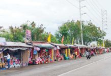 The Department of Health – Region 6 urges the public to celebrate the New Year in healthier, safer, and happier ways, emphasizing alternatives to firecrackers. Curiously in Iloilo City, vendors are allowed to sell firecrackers. Photo shows a row of firecracker vendors along Circumferential Road 5 corner Jocson Street in Arevalo district. AJ PALCULLO/PN