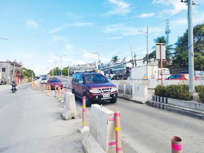 The four-lane, 453.7 lineal meters long Ungka flyover will operate 24/7 starting Dec. 25, 2024, with strict enforcement of traffic regulations to ensure prohibited vehicles do not pass, according to the Department of Public Works and Highways Region 6. AJ PALCULLO/PN