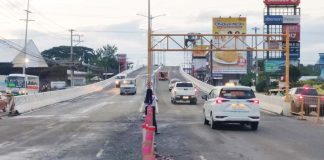 The Ungka flyover is now fully open to public utility vehicles, except for dump trucks, transit mixers, wing vans, trailer trucks, motorcycles, tricycles, and bicycles. A speed limit of 40 kilometers per hour is being enforced to ensure safety. AJ PALCULLO/PN