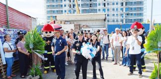 (From left) Bacolod City Police Office director Colonel Joeresty Coronica, Bureau of Fire Protection – Bacolod City fire marshal Supt. Jenny Mae Masip, and Councilor Pao Sy lead the launching of “Oplan Iwas Paputok; Paskong Ligtas, Bagong Taong Maaliwalas” campaign on Wednesday, Dec. 11. BFP-BACOLOD PHOTO