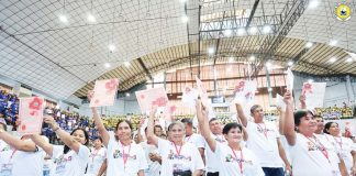 The Department of Agrarian Reform - Negros Island Region distributed land titles and certificates of condonation with release of mortgages to agrarian reform beneficiaries on Thursday, Dec. 19, 2024, at Cadiz City Arena. BILIS CADIZ PHOTO