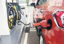 Oil firms will hike prices per liter of gasoline by P0.90 today, Dec. 3, 2024.