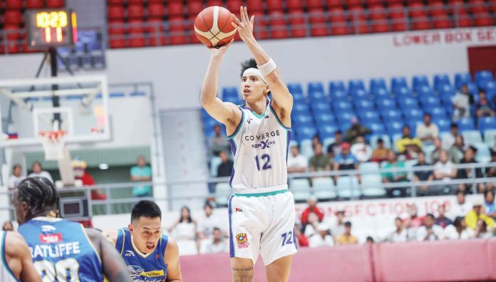 Converge FiberXers’ Alec Stockton attempts a jump shot. PBA PHOTO