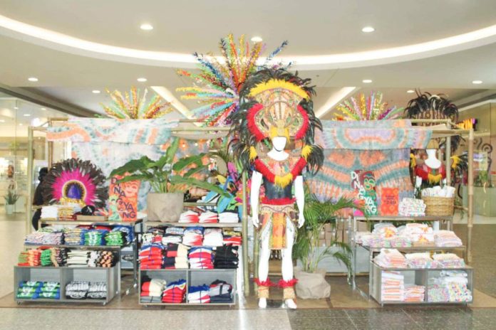 As you visit Iloilo City to experience the world-class Dinagyang Festival, don’t forget to fill your pasalubong bags with specially-made products and unique souvenirs. Souvenirs: