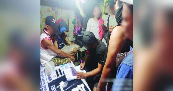 Approximately P510,000 worth of suspected shabu was seized from three high-value drug suspects in a buy-bust operation in Barangay San Roque, Jaro, Iloilo City on Monday, Jan. 27. 2025. ICPO PHOTO