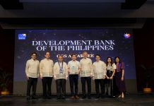 DBP Chairman Philip G. Lo (fourth from left) receives the Governance Commission for GOCCs (GCG) award bestowed on the Bank for scoring the second highest rating in the Corporate Governance Scorecard. Also shown in photo are (from left): GCG Commissioner Atty. Brian Keith F. Hosaka, GCG Chairperson Atty. Marius P. Corpus, Executive Secretary Lucas P. Bersamin, DBP President and Chief Executive Officer Michael O. de Jesus, DBP Director Roberto V. Antonio, DBP Corporate Secretary Atty. Maria Katrina L. Infante, and GCG Commissioner Atty. Geraldine Marie B. Berberabe-Martinez.