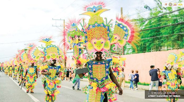 Thirty-four contingents have their sights for the 2025 Kalibo Sadsad Ati-Atihan crowns on Saturday, January 18. AKLANNEWSFORUM.BLOGSPOT.COM PHOTO