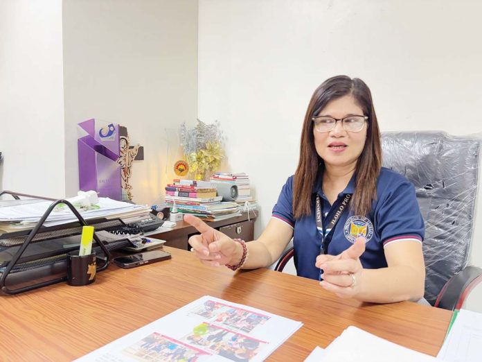 The new head of the Public Employment Service Office of Iloilo Province , Cynthia Parcon-Dario, plans to focus on programs addressing the concerns of Ilonggo overseas Filipino workers and providing assistance where needed.