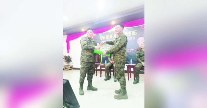 Colonel Nhel Richard Patricio (left) officially assumed as the new commander of the Philippine Army’s 301st Infantry Brigade on Monday, Jan. 27, 2025. Right photo shows outgoing commander Brigadier General Michael Samson.