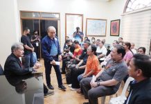 Capiz’s Gov. Fredenil Castro meets with the Board of Regents of Western Visayas Private Schools Athletic Association (WVPRISAA) for the province’s hosting of 2025 WVPRISAA Meet in February this year. CAPIZ PROVINCIAL GOV’T COMMUNICATIONS GROUP PHOTO