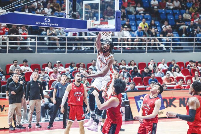 NorthPort Batang Pier’s Kadeem Jack scores on a one-handed dunk. PBA PHOTO