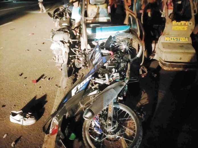 Two women onboard this motorcycle died after a van hit them in Barangay Tubigan, Zarraga, Iloilo around 9:10 p.m. on Sunday, January 19, 2025. ZARRAGA MUNICIPAL POLICE STATION PHOTO