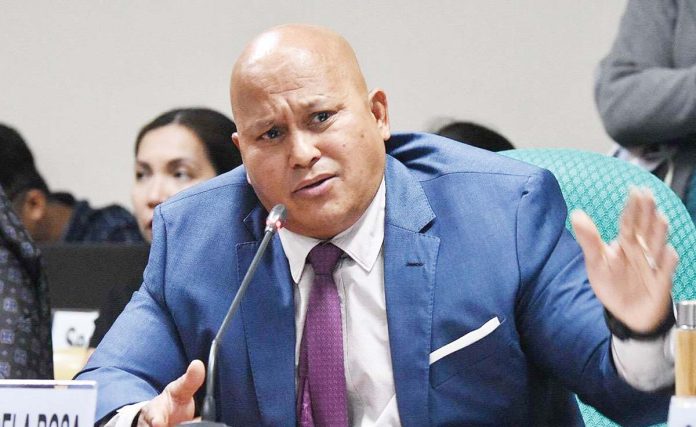 “Hinatid niya ako sa Baguio, then dumaan pa siya somewhere in Pangasinan para magpa-gas, then lumipad na siya and bumagsak sa Nueva Ecija,” says Sen. Ronald Dela Rosa, referring to the helicopter that brought him to Baguio over the weekend before it crashed in Nueva Ecija on its flight back.