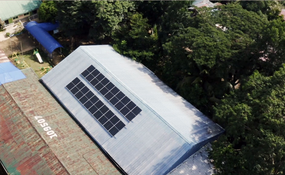 Puregold's Pusong Panalo Program provided for the installation of solar panels on the school's roof, contributing to sustainable energy.