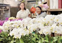 Vice President Sara Duterte-Carpio was seen buying flowers in Muntinlupa City on Wednesday night, the day the House of Representatives transmitted the impeachment complaint against her to the Senate. Photo courtesy of OVP