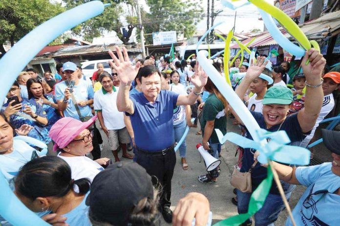 PEOPLE-CENTERED LEADERSHIP. At the core of Mayor Jerry Treñas’ leadership, with the support of Vice Mayor Jeffrey Ganzon and USWAG City Counilors, is the commitment to prioritize the welfare of Ilonggos through sustainable programs and projects. It’s not merely about creating a beautiful and livable city; it’s about ensuring that every Ilonggo has access to affordable housing, quality healthcare, livelihood opportunities, and education. This is the essence of a truly inclusive and compassionate community.