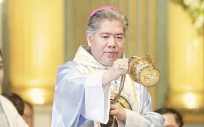 Hours before the announcement of his new appointment on February 2, Jaro Archbishop-elect Midyphill Billones led a Solemn Pontifical Mass and the blessing of candles at the Jaro Metropolitan Cathedral to the mark the Solemnity of Our Lady of Candles, the patroness of Jaro and Western Visayas. PHOTO FROM CBCP NEWS