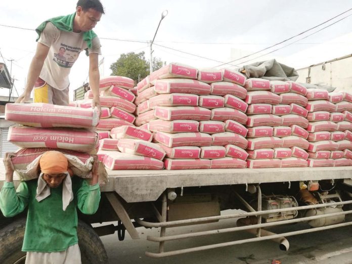 Cement importers say the reported surge in import volumes did not occur, adding that the figures do not accurately reflect the volume of imported cement sold in the Philippines. PNA FILE PHOTO BY BEN BRIONES