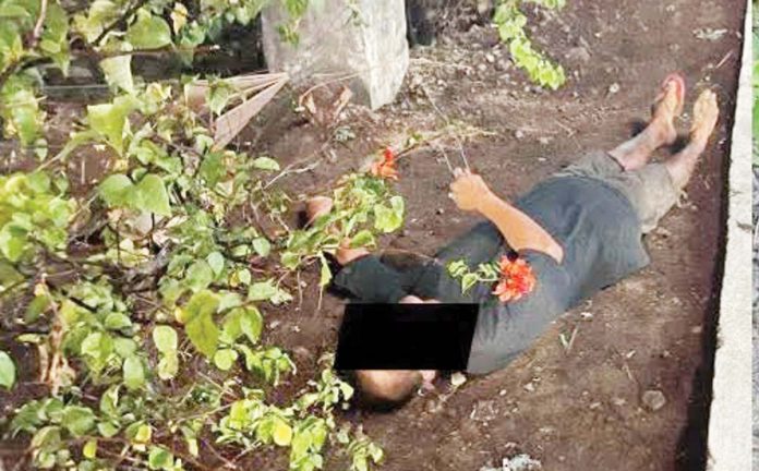 This man identified as alias "Boy" from Barangay Sinikway, Lapuz, Iloilo met his untimely demise after being electrocuted at the center island on Gen. Luna Street, City Proper district. AKSYON RADYO ILOILO PHOTO